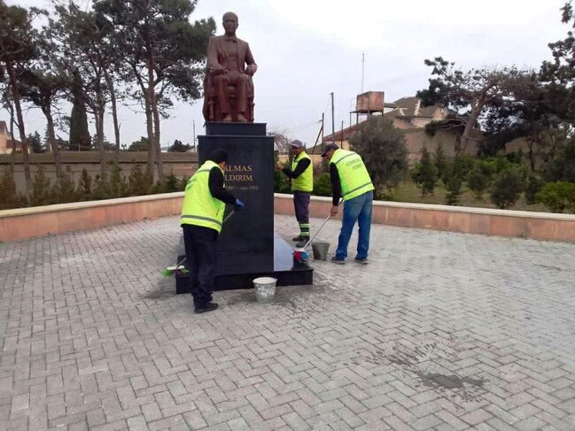 Paytaxtın qəsəbələrində iməclik keçirilib