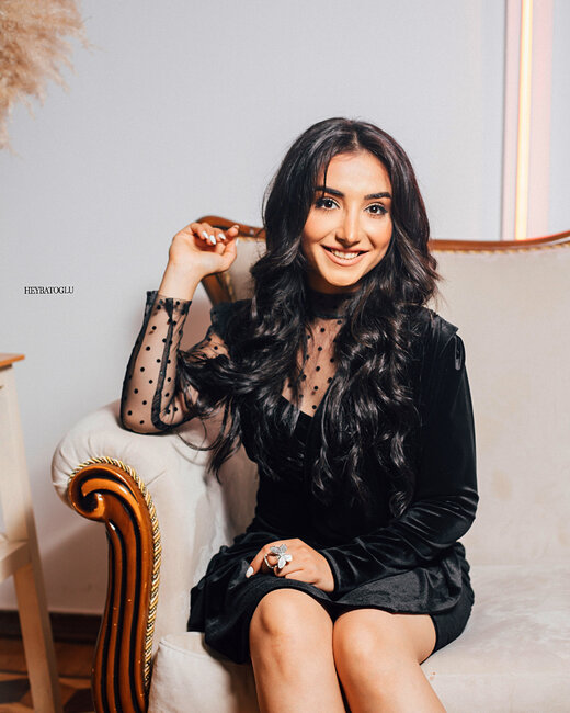 Zəminə Rəhimova: "Səs imkanlarımı, ondan istifadəni hələ də öyrənirəm" - MÜSAHİBƏ/FOTO