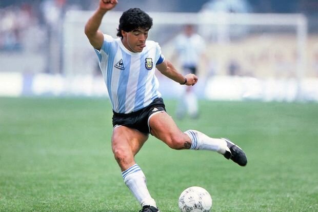 Argentina millisinin futbolçusu əfsanəvi Maradonanı qabaqlayıb