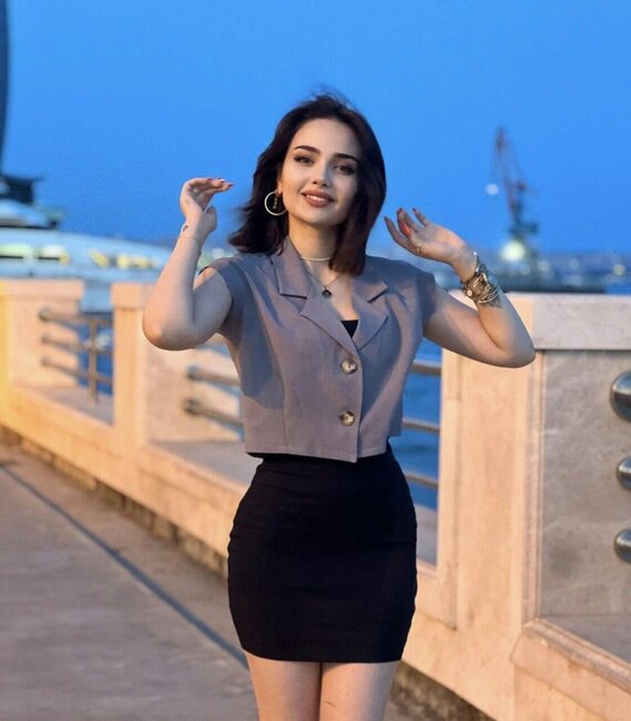 Əri tərəfindən şantaj edildiyini deyən Günaydan diqqətçəkən FOTOlar