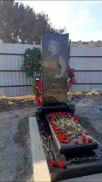 Əri tərəfindən öldürülən müğənninin məzarı - FOTO