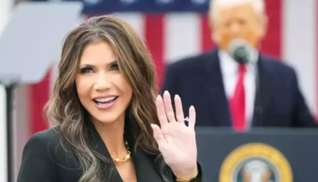 Nazirin restorandan çantası oğurlandı