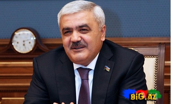 Rövnəq Abdullayev prezident seçildi