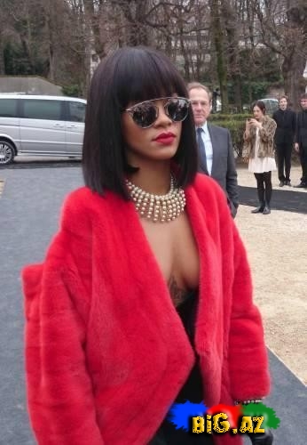 Rihanna küçəyə bu geyimlə çıxdı - FOTO
