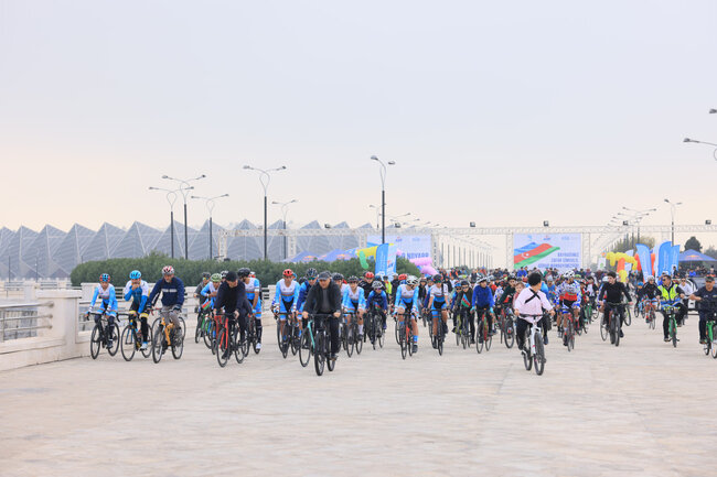 9 Noyabr – Dövlət Bayrağı Günü münasibətilə veloyürüş keçirilib - FOTO