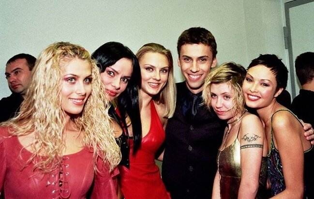 Məşhurların nadir ARXİV FOTOLARI