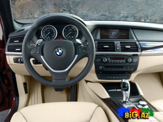 Son model BMW X6 