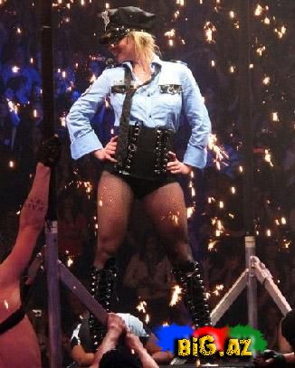 Britney Spearsın dönüşü 'möhtəşəm' oldu... 