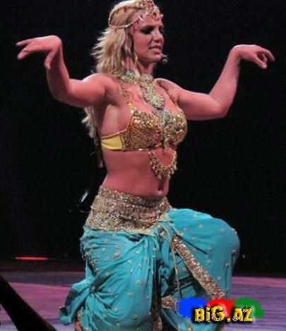 Britney Spearsın dönüşü 'möhtəşəm' oldu... 