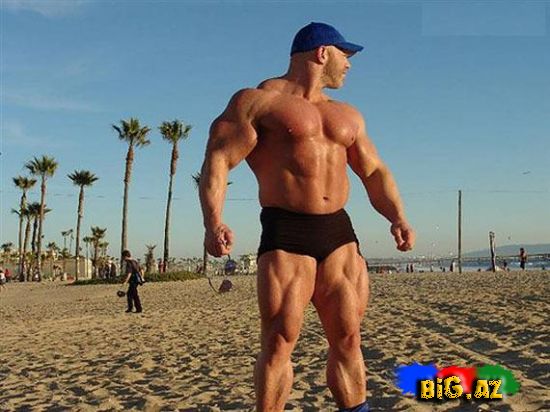 Dünyanın ən güclü və əzələli insanları