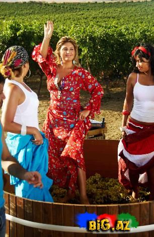 Sibel Can Yeni Klipini Çəkdirdi.