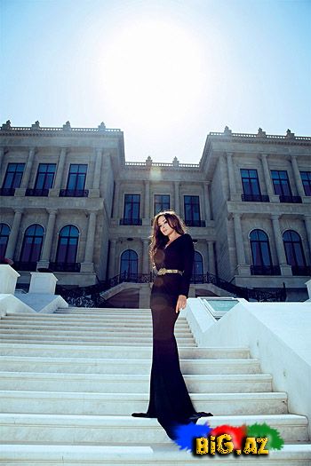 First lady Mehriban Əliyeva,qızları Leyla və Arzu Əliyevaların Rusiyanın Harper`s Bazaar jurnalında