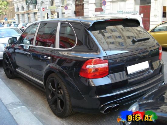 Porsche Cayenne MAGNUM