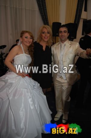 Rəqqas İlham Kərimli subaylığa son qoydu