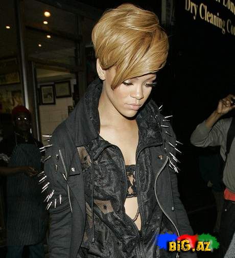 Rihanna`ya Yaxınlaşmayın!