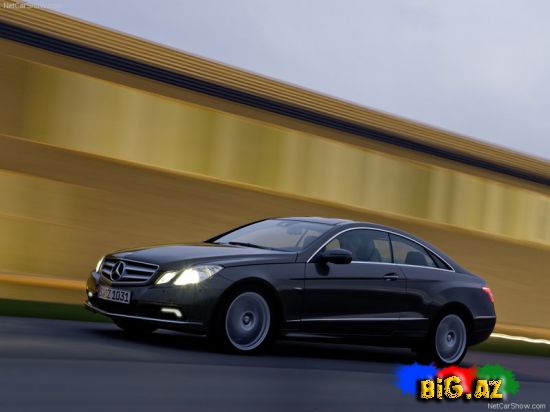 Mercedes-Benz E-Class Coupe - Front Angle 2010