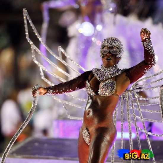 Brazilyadakı samba karnavalı