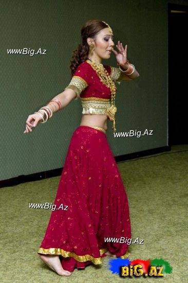 Oksana Rəsulova (Fotolar)