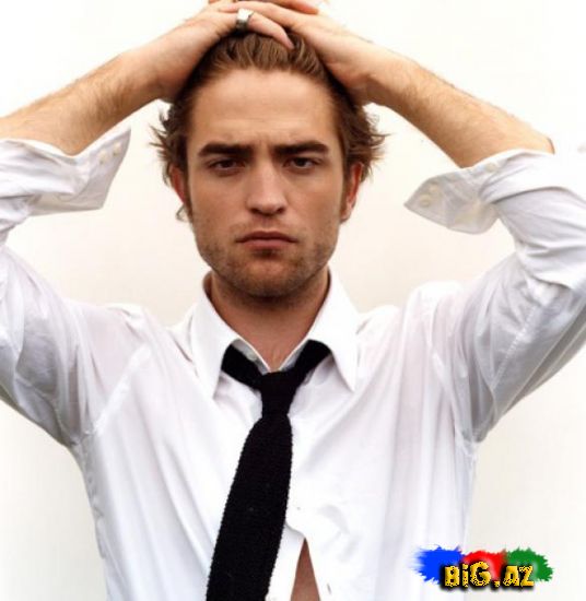 Robert Pattinson