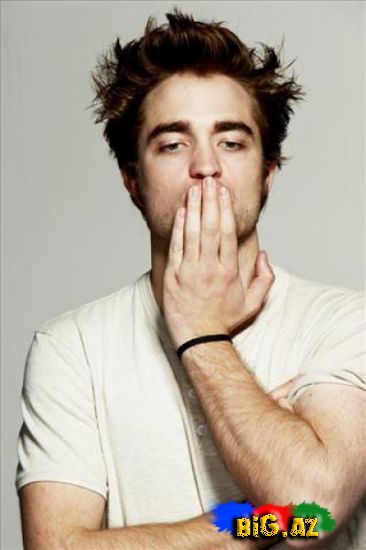 Robert Pattinson