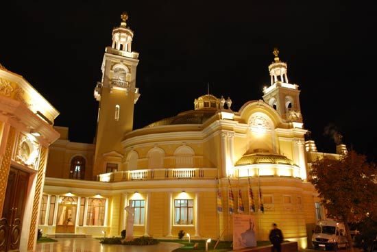 Bizim Bakı gecələri (Video)