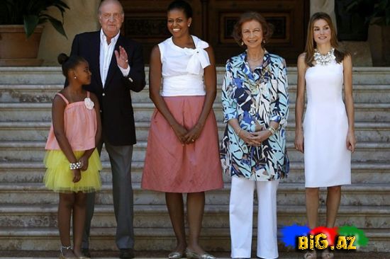 Mişel Obama qızları ilə birlikdə İspaniyada