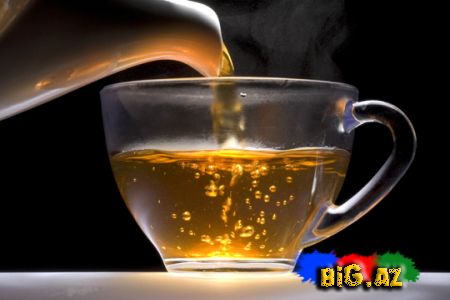 İsti çayın necə içilməsi haqqında bir neçə qayda [Video]