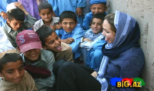 Angelina Jolie Pakistanda