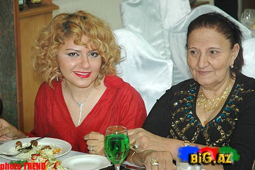 Xəzər TV - nin aparıcısı Lalə Əlimuxtarovanın bacısının toyundan Fotoşəkillər