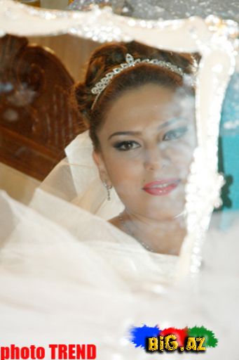 Xəzər TV - nin aparıcısı Lalə Əlimuxtarovanın bacısının toyundan Fotoşəkillər