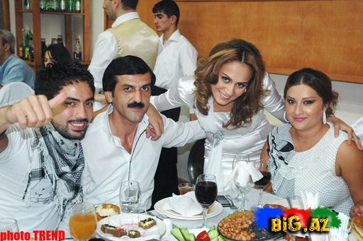Xəzər TV - nin aparıcısı Lalə Əlimuxtarovanın bacısının toyundan Fotoşəkillər