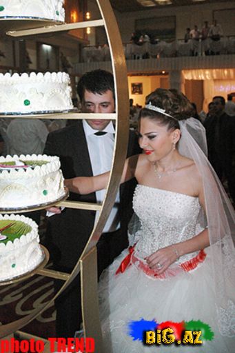 Xəzər TV - nin aparıcısı Lalə Əlimuxtarovanın bacısının toyundan Fotoşəkillər