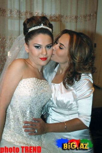 Xəzər TV - nin aparıcısı Lalə Əlimuxtarovanın bacısının toyundan Fotoşəkillər