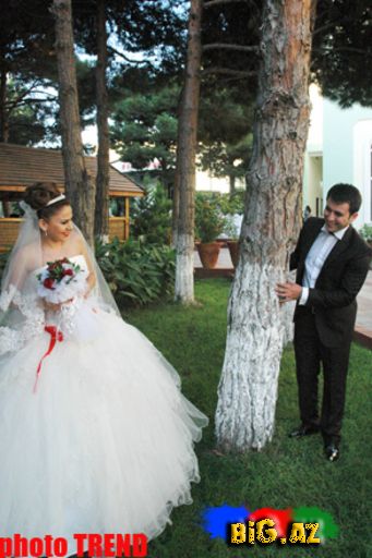 Xəzər TV - nin aparıcısı Lalə Əlimuxtarovanın bacısının toyundan Fotoşəkillər