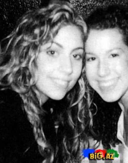 Məşhurların məktəb şəkilləri