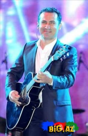 Məşhurlar hansı məktəbdən məzun