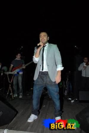 Məşhurlar hansı məktəbdən məzun