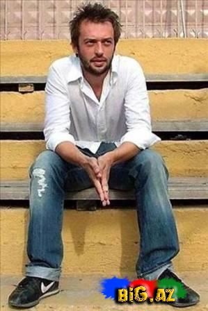 Məşhurlar hansı məktəbdən məzun