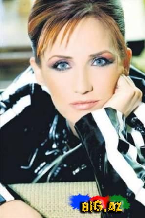 Məşhurlar hansı məktəbdən məzun