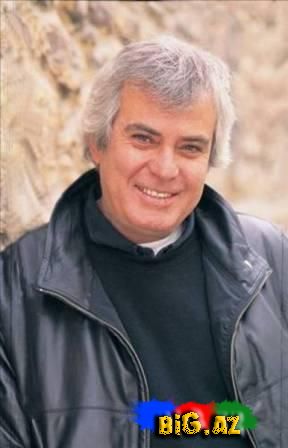 Məşhurlar hansı məktəbdən məzun