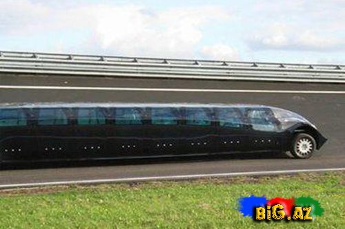 Gələcəyin avtobusu: SuperBus Bakıda