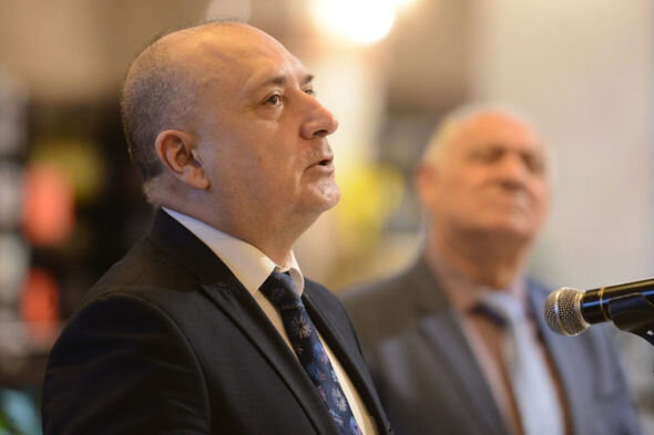 "Məhşər divanı: Yalanın 17 anı": Fəlsəfə doktoru sənədli romanının təqdimatını keçirdi - FOTO