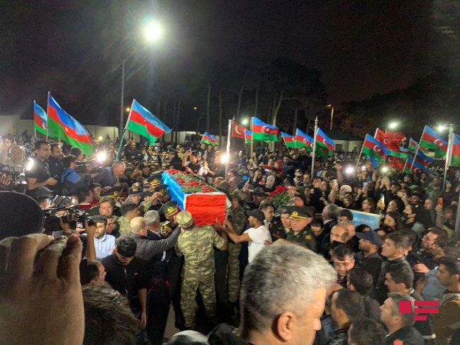 Şəhid leytenantımız dəfn edildi - FOTOLAR