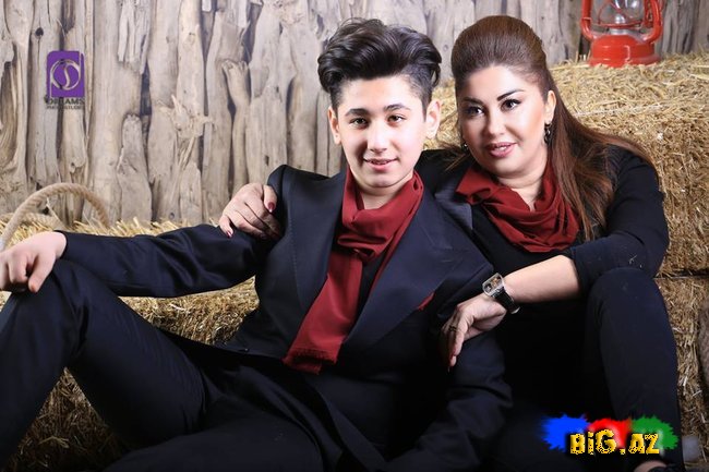 ATV-nin məşhur aparıcısı 14 yaşlı oğlu ilə - FOTOSESSİYA