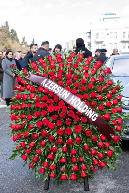 "Azərsun Holdinq" rəhbərliyi Xocalı abidəsini ziyarət edib