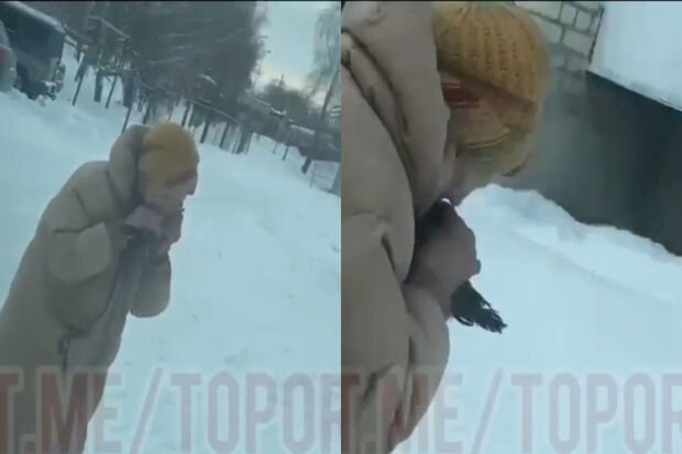Rusiyada yaşlı qadın küçənin ortasında göyərçini parçalayıb yedi - VİDEO