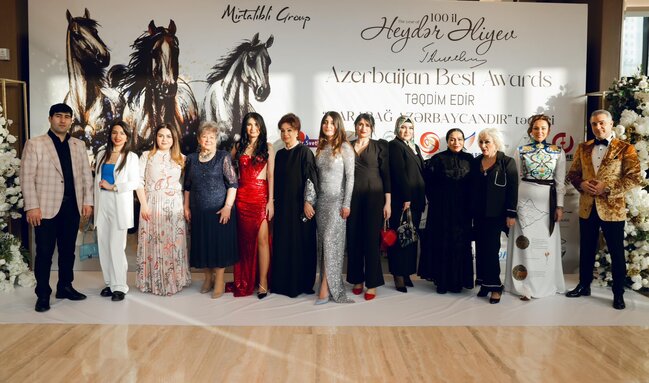 Məşhurların iştirakı ilə ilin ilk "Azerbaijan Best Awards" mükafatlandırma layihəsi baş tutdu - FOTO