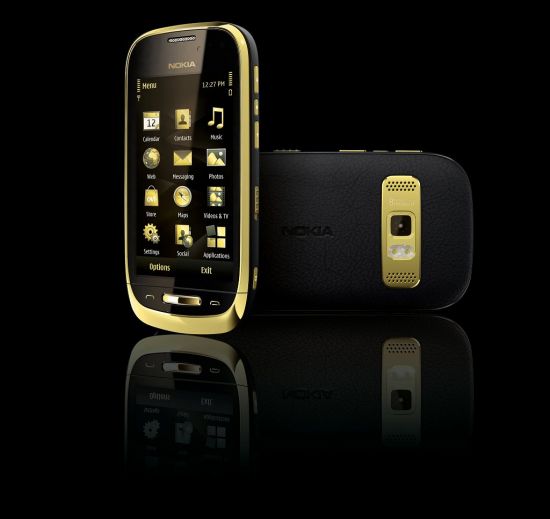 Nokia Oro - bahalı və eksklüziv model rəsmi olaraq təqdim olundu |Şəkil və Video|