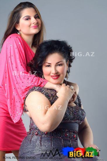 Aybəniz Haşımova & Aynişan Quliyeva |Pink Photosession|
