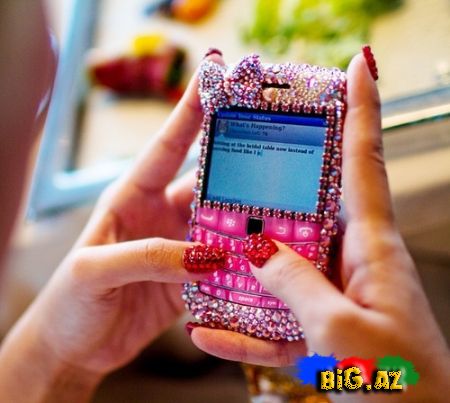 Sevgilinizlə telefonda danışmağın 10 qızıl qaydası